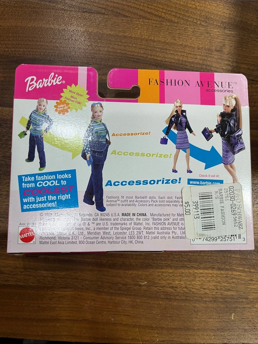 Barbie 1999 Fashion Avenue “Purple Rave” Accessories Set - NRFB - Phone Loose